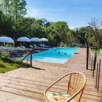 Estafete Bed & Breakfast 4*