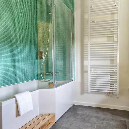 Estafete Bed & Breakfast 4*