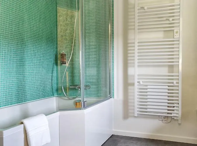 Estafete Bed & Breakfast 4*