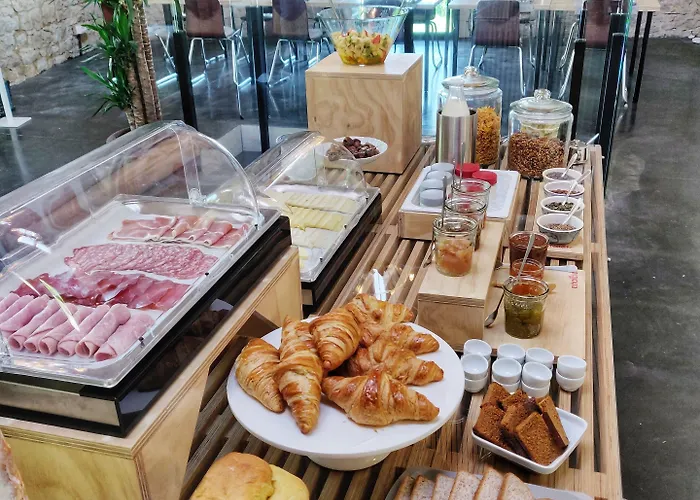 Bed & Breakfast Estafete 4*